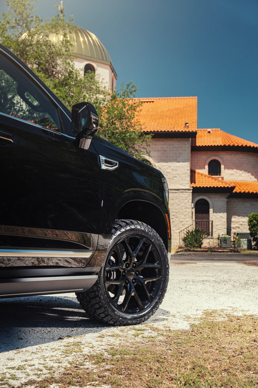 Fits GMC Yukon Denali Rims OE Wheels Gloss Black CV62 22x9 285-45r22 Sailun TerraMax RT