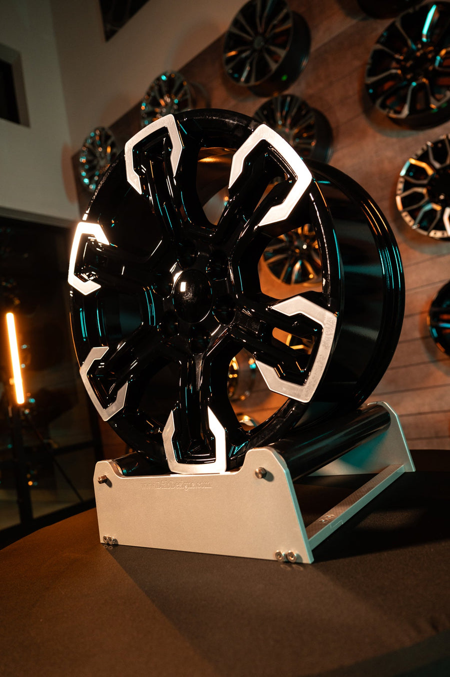 OE Wheels CV65 Lifestyle Photos