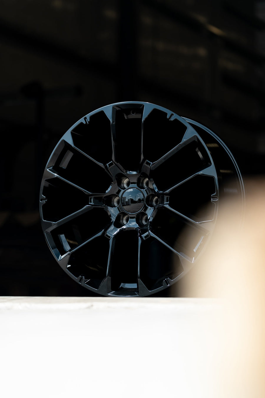 OE Wheels CV67 Lifestyle Photos