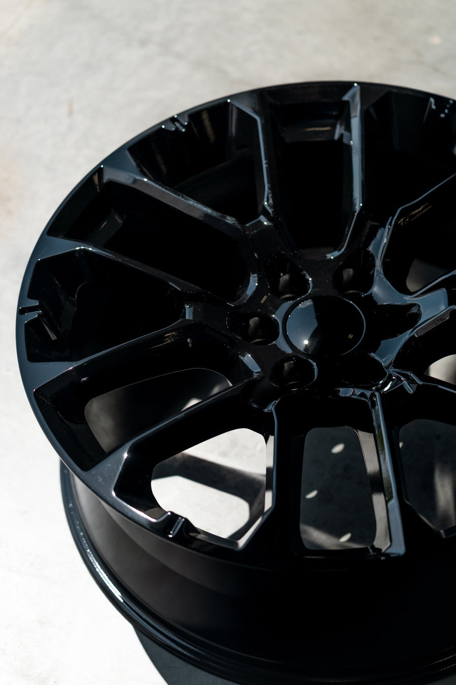 OE Wheels CV67 Lifestyle Photos