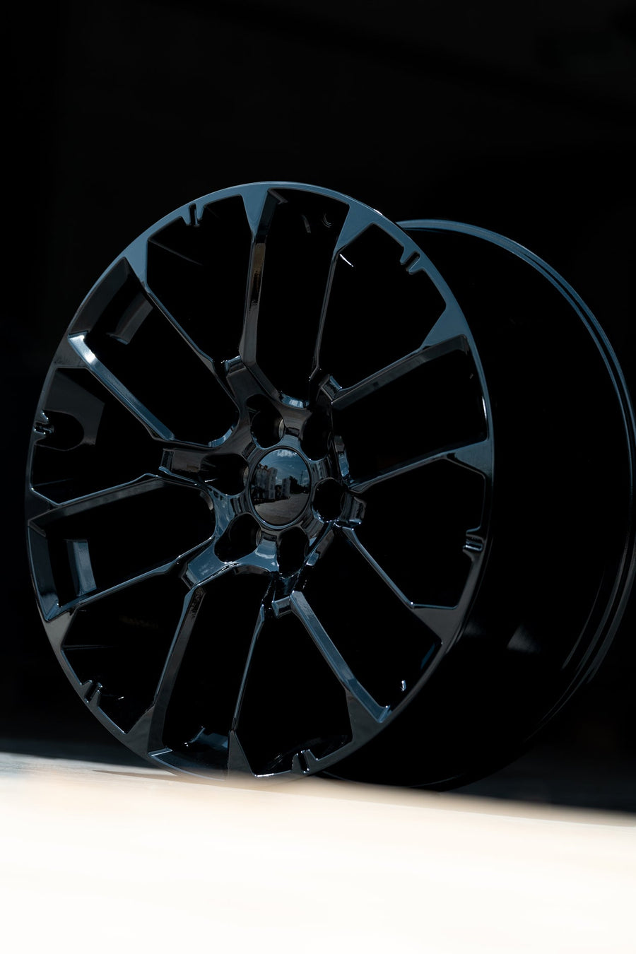 OE Wheels CV67 Lifestyle Photos
