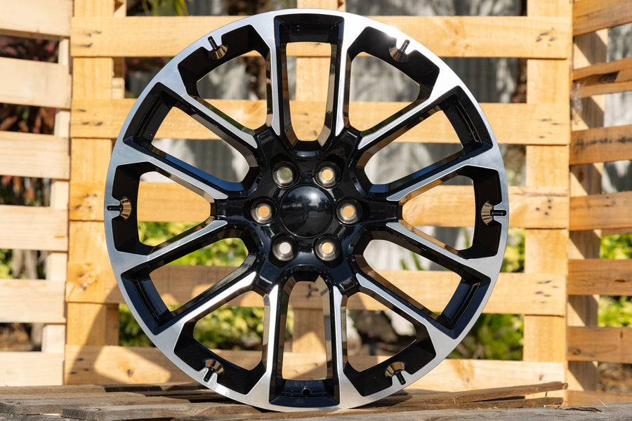 OE Wheels CV67 Lifestyle Photos