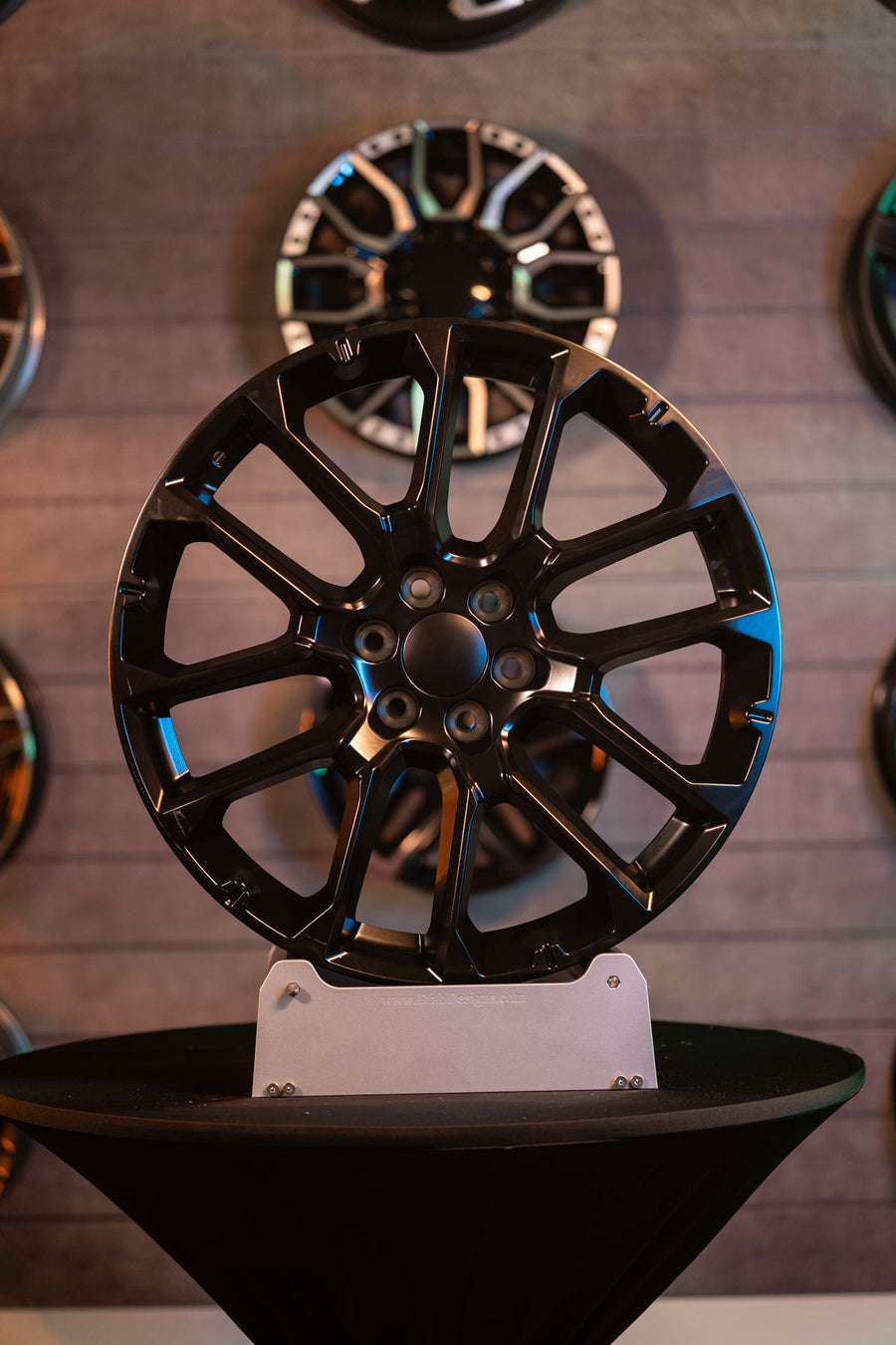 OE Wheels CV68 Lifestyle Photos