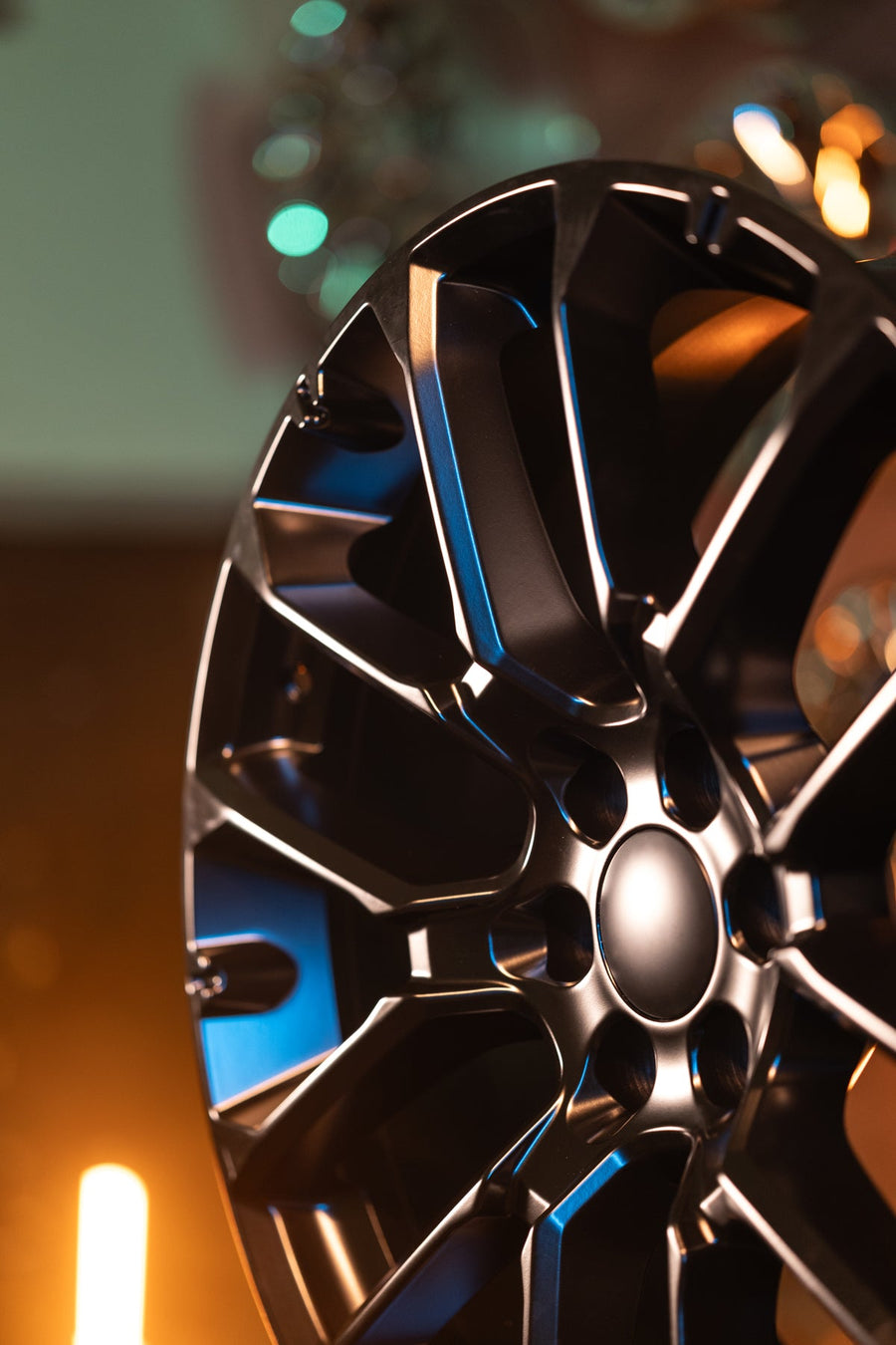 OE Wheels CV68 Lifestyle Photos