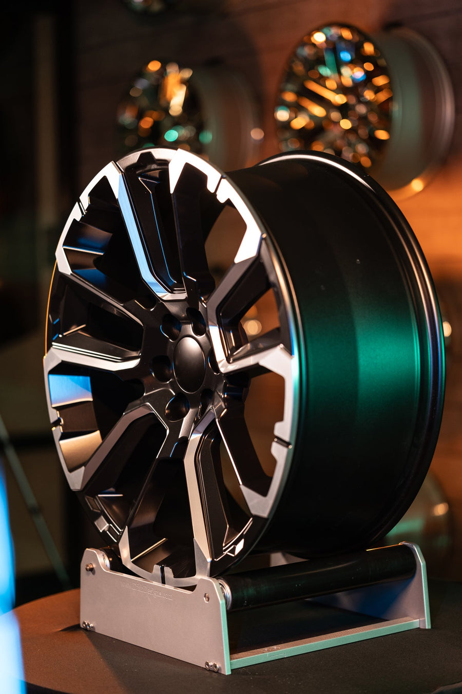 OE Wheels CV68 Lifestyle Photos