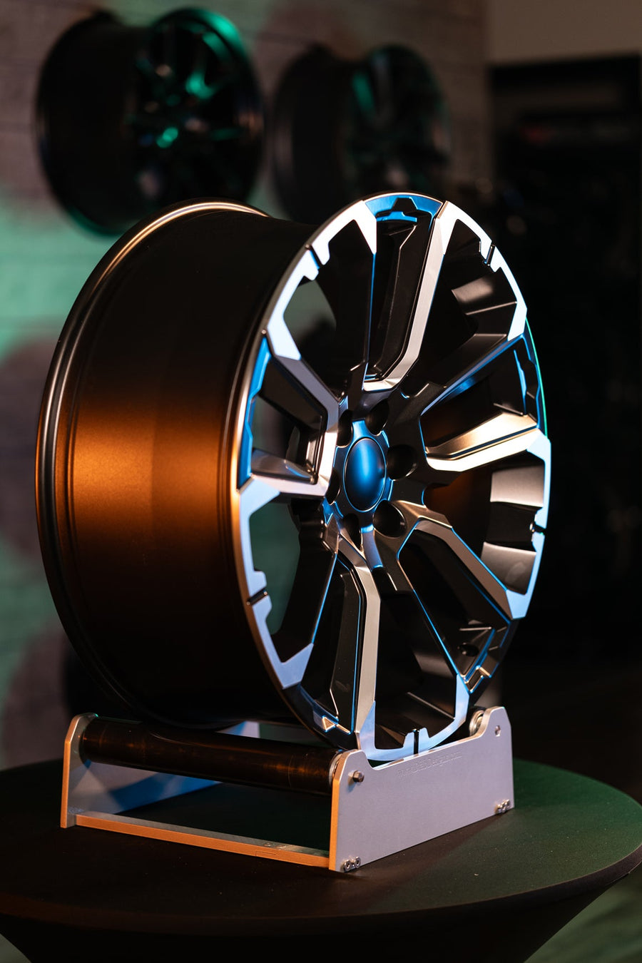 OE Wheels CV68 Lifestyle Photos