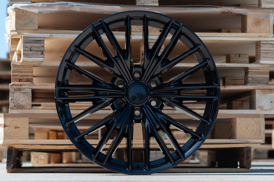 OE Wheels CV72 Lifestyle Photos