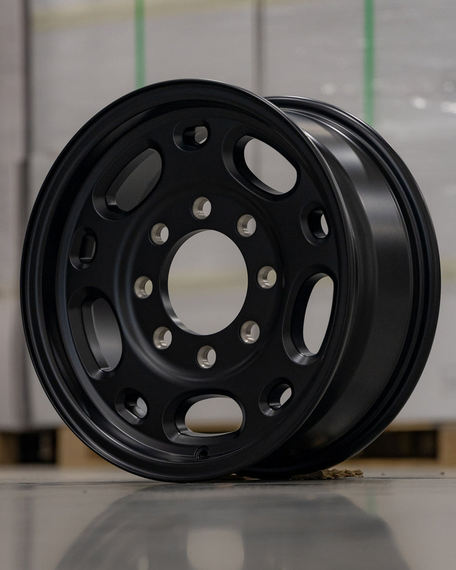OE Wheels CV82 Lifestyle Photos