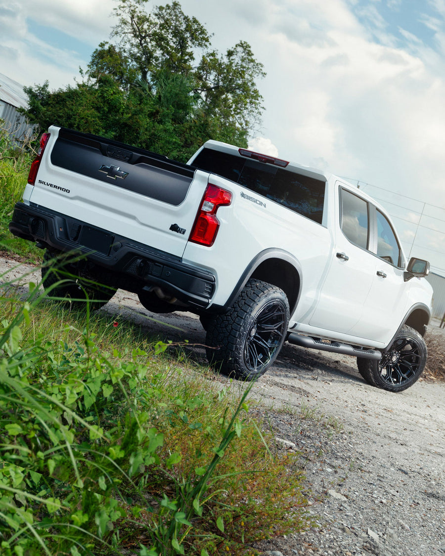 Chevrolet Silverado Zr2 4PLAY Wheels 4P83 Stealth Gloss Black 22x10 33x12.5x22 Toyo Tires 4 Inch Lift DLM Performance