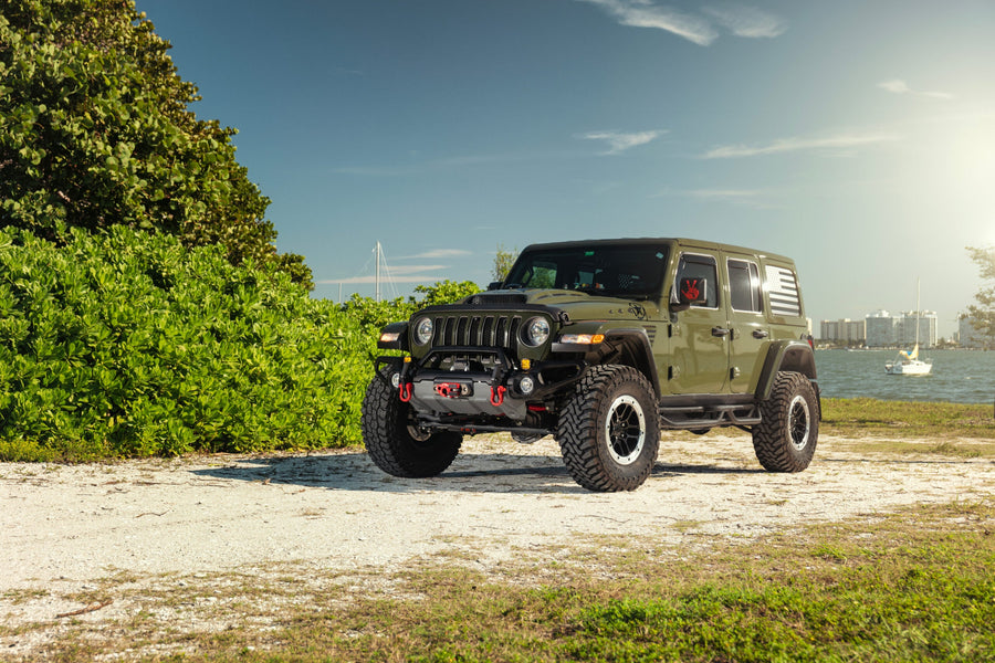 DF01 DEFIANT WHEELS JEEP WRANGLER DF01 17X8 TOYO TIRES 35X12.5X17