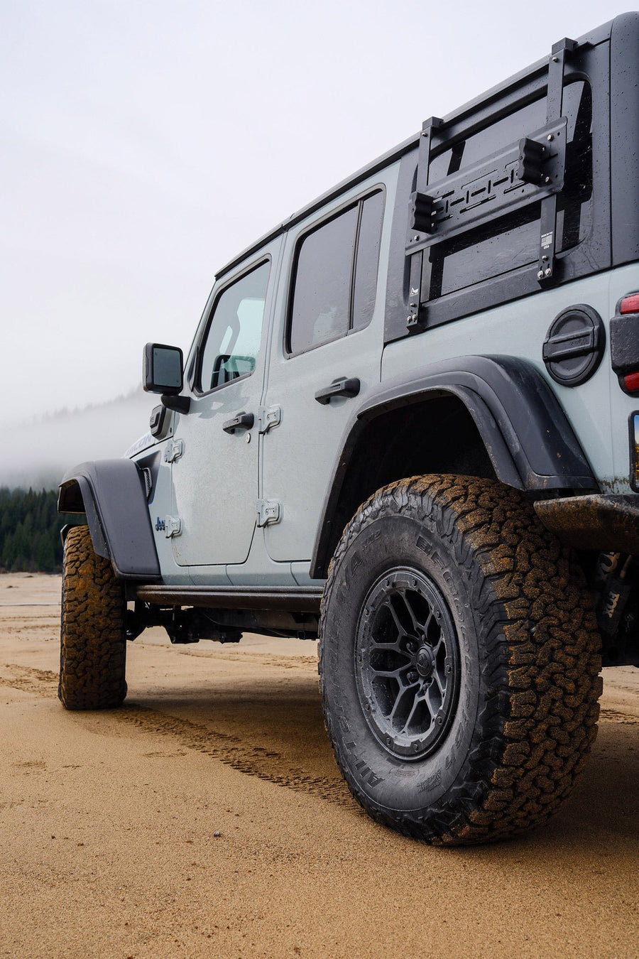 DF01 17X8 SATIN DEFIANT WHEELS JEEP WRANGLER GREY WOLF OVERLAND