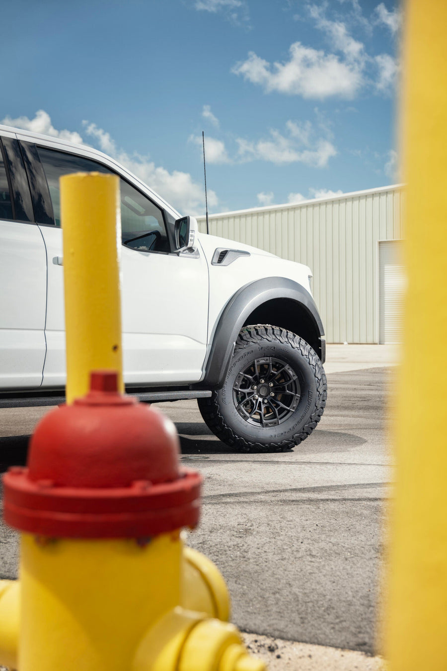FORD RAPTOR DEFIANT WHEEL DF04 17X9 SATIN GRAPHITE RIMS