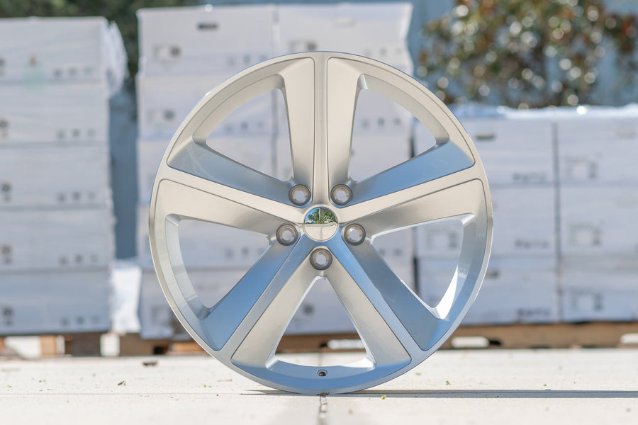 OE Wheels DG05 Lifestyle Photos
