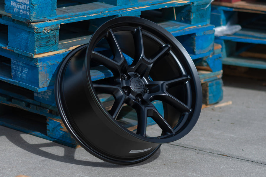 OE Wheels DG21 Lifestyle Photos