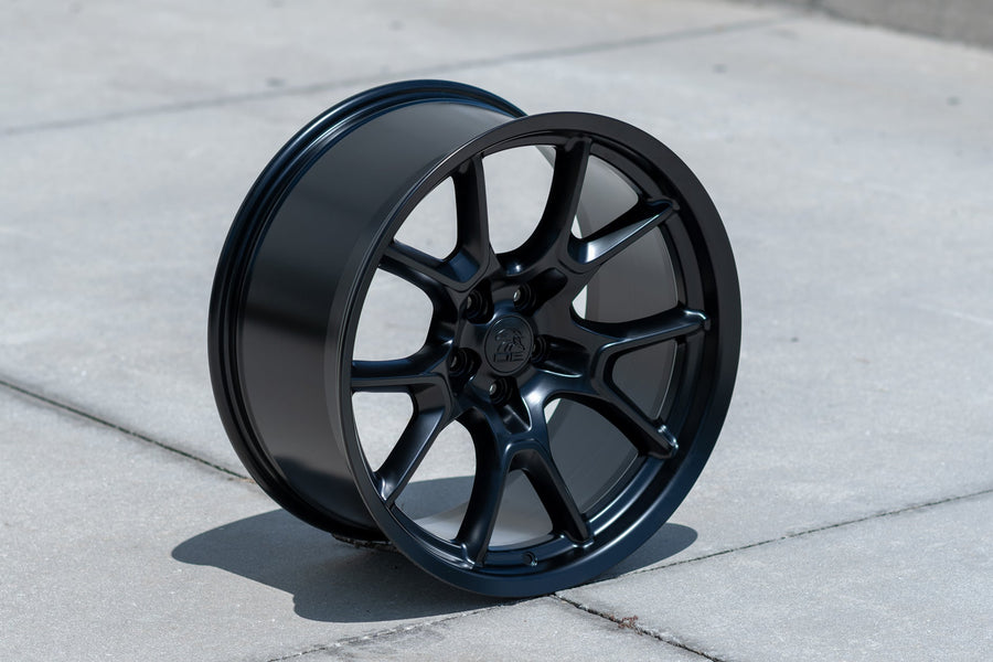 OE Wheels DG21 Lifestyle Photos