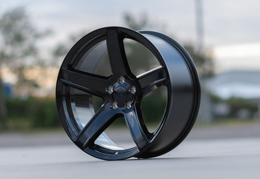 OE Wheels DG22 Lifestyle Photos