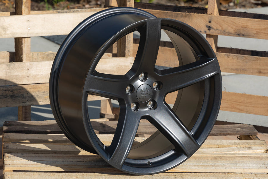 OE Wheels DG22 Lifestyle Photos