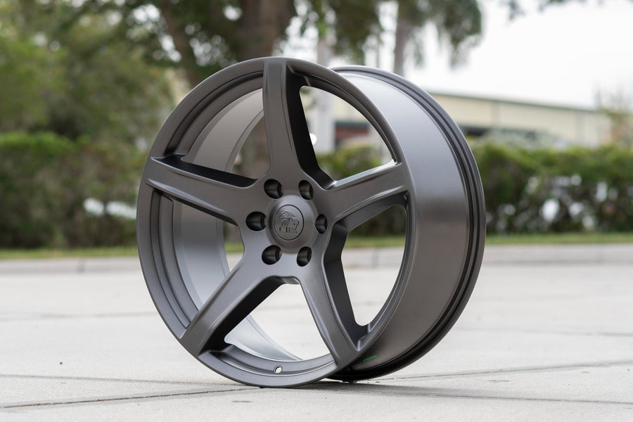 OE Wheels DG22 Lifestyle Photos
