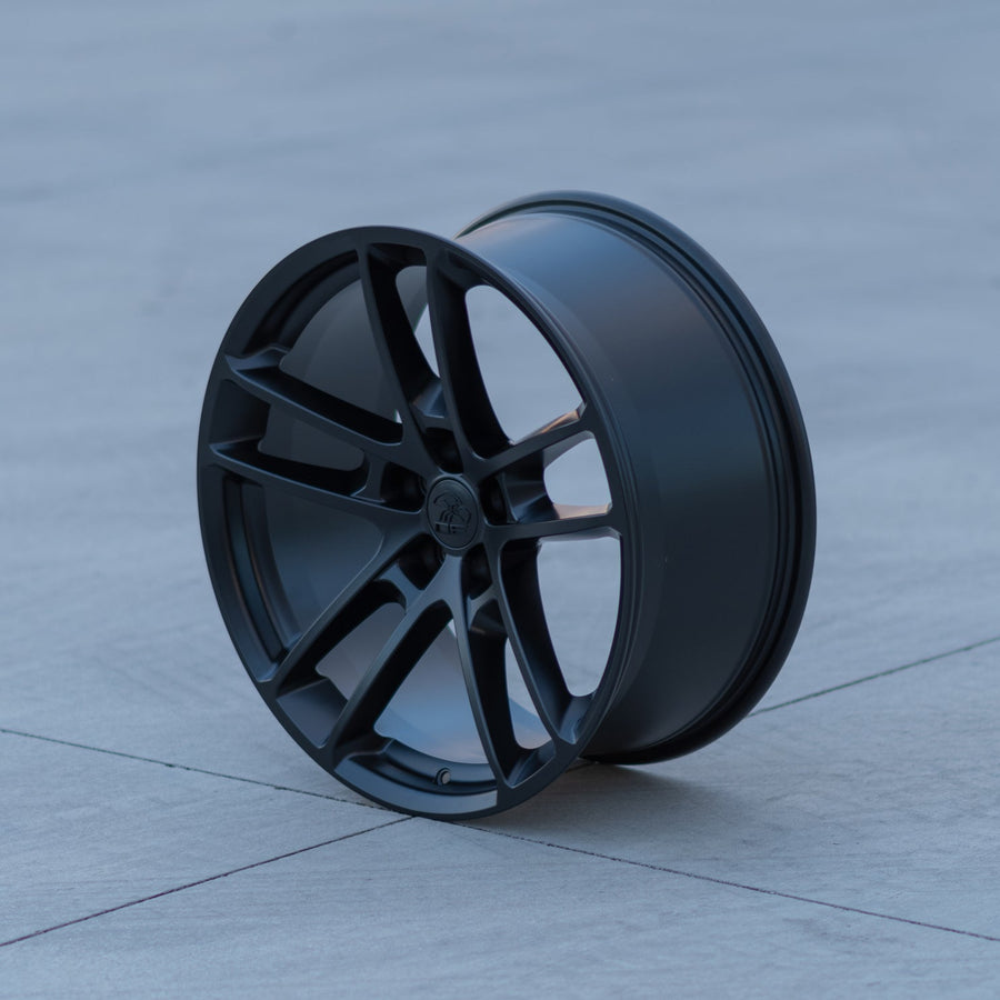 OE Wheels DG23 Lifestyle Photos