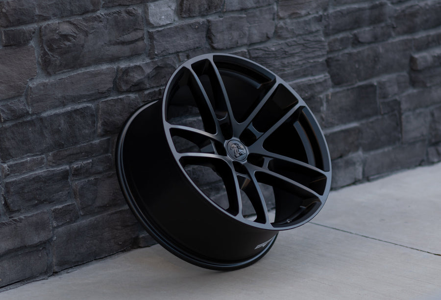 OE Wheels DG23 Lifestyle Photos