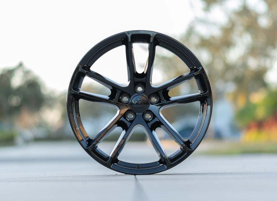 OE Wheels DG23 Lifestyle Photos