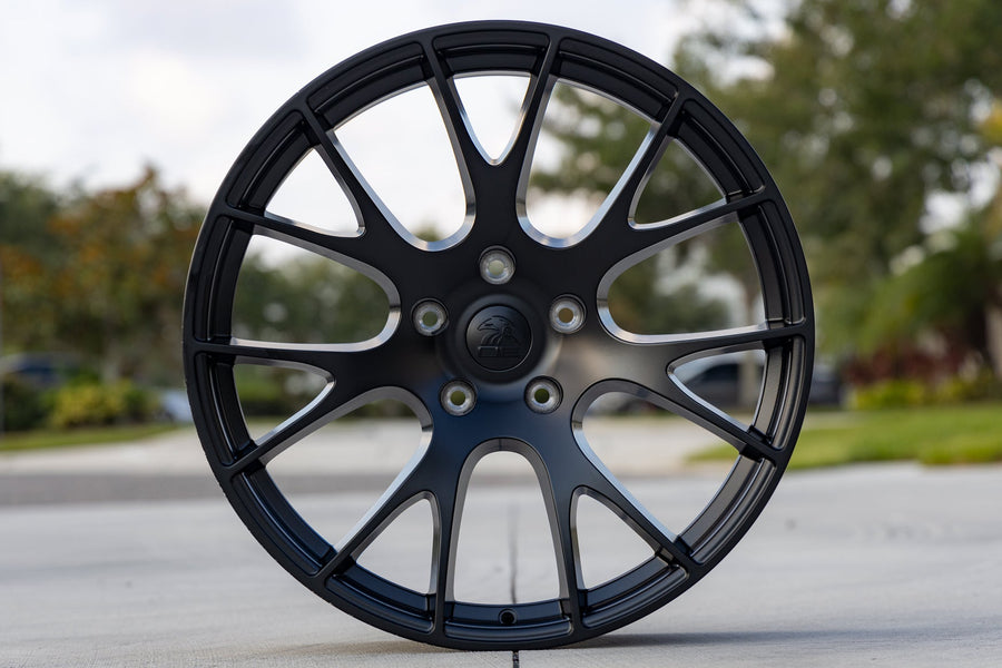 OE Wheels DG69 Lifestyle Photos