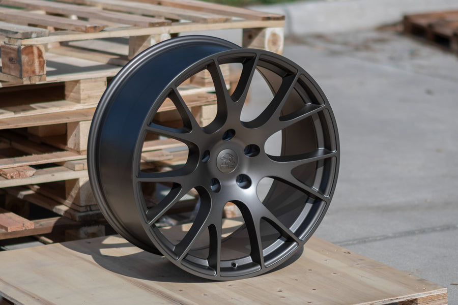 OE Wheels DG69 Lifestyle Photos