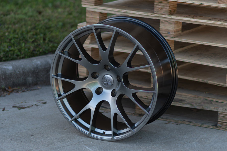 OE Wheels DG69 Lifestyle Photos