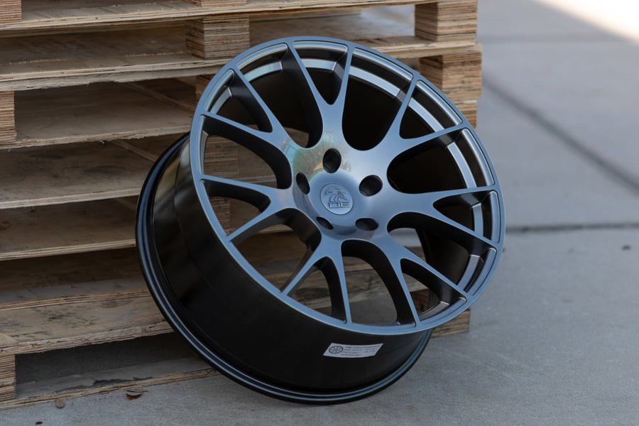OE Wheels DG69 Lifestyle Photos