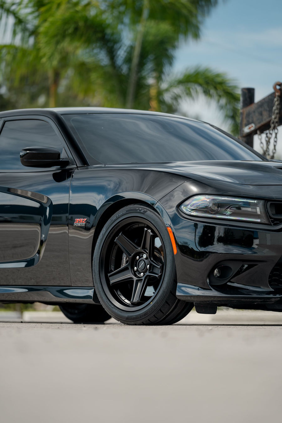 DODGE CHARGER 392 DEFIANT WHEELS DF07 20X9.5 FRONT 20X10.5 REAR NITTO NT05 275X40X20 FRONT 315X35X20 REAR TIRES STOCK SUSPENSION