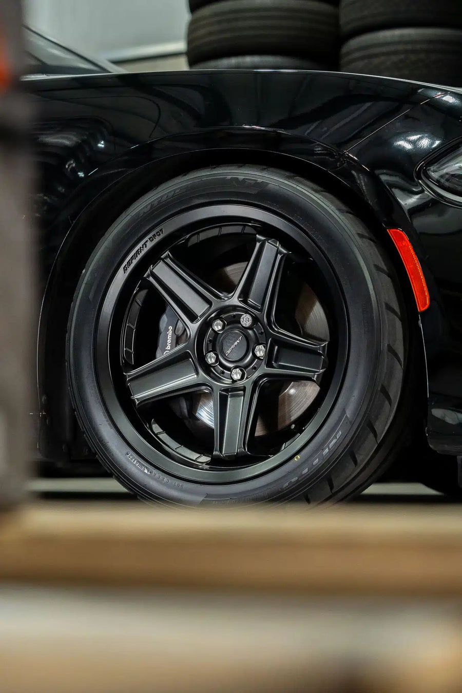 DODGE CHARGER 392 DEFIANT WHEELS DF07 20X9.5 FRONT 20X10.5 REAR NITTO NT05 275X40X20 FRONT 315X35X20 REAR TIRES STOCK SUSPENSION