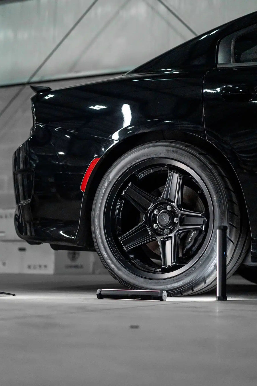 DODGE CHARGER 392 DEFIANT WHEELS DF07 20X9.5 FRONT 20X10.5 REAR NITTO NT05 275X40X20 FRONT 315X35X20 REAR TIRES STOCK SUSPENSION