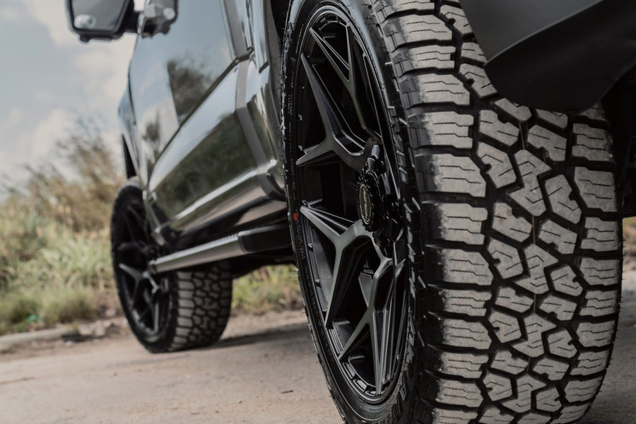 FORD F150 4PLAY WHEELS 4P06 22X9 285X45X22 FALKEN TIRES 2 INCH FRONT LEVEL SUSPENSION 4P PLUS FITMENT ORIGINAL FORMAT