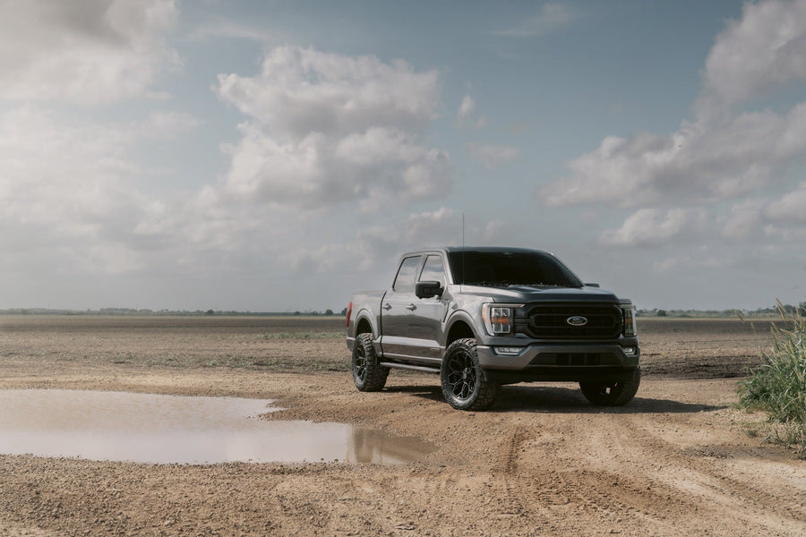 FORD F150 4PLAY WHEELS 4P83 20X9 33X12.5X20 FALKEN TIRES 2 INCH FRONT LEVEL SUSPENSION 4P PLUS FITMENT ORIGINAL FORMAT