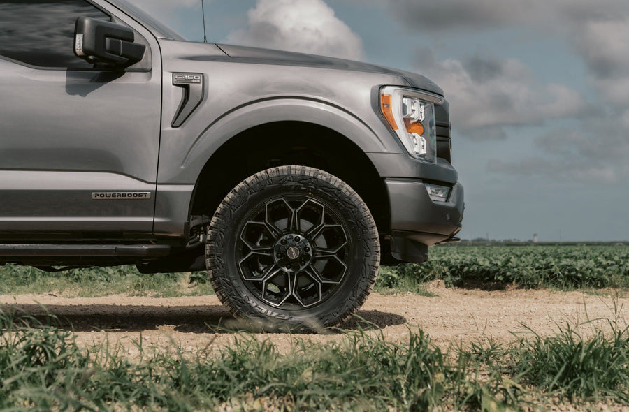 FORD F150 4PLAY WHEELS 4P83 20X9 33X12.5X20 FALKEN TIRES 2 INCH FRONT LEVEL SUSPENSION 4P PLUS FITMENT ORIGINAL FORMAT