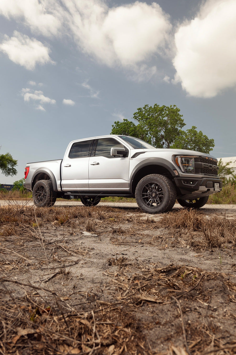 FORD F150 RAPTOR 4PLAY WHEELS 4PS20 20X9 305X55X20 NITTO TIRE STOCK SUSPENSION