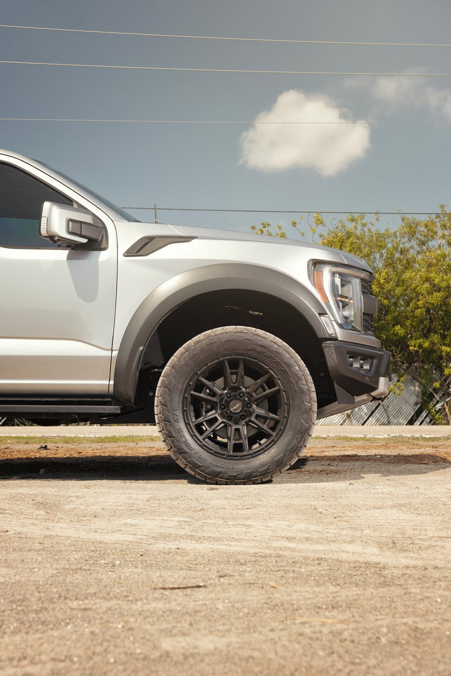 FORD F150 RAPTOR 4PLAY WHEELS 4PS20 20X9 305X55X20 NITTO TIRE STOCK SUSPENSION