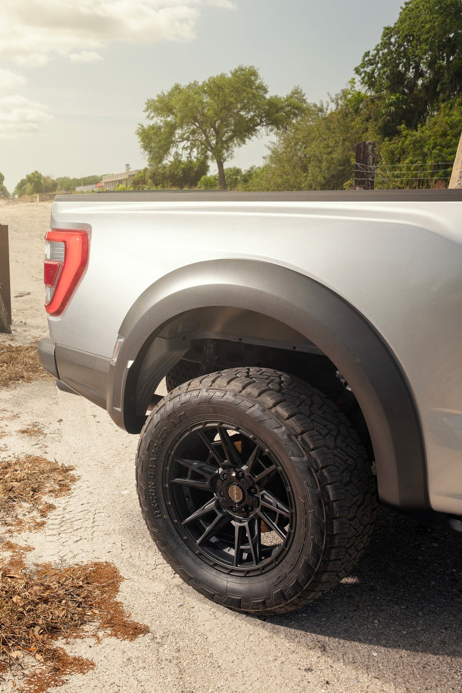 FORD F150 RAPTOR 4PLAY WHEELS 4PS20 20X9 305X55X20 NITTO TIRE STOCK SUSPENSION