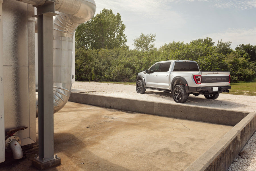 FORD F150 RAPTOR 4PLAY WHEELS 4PS26 22X10 33X12.5X22 NITTO TIRE STOCK SUSPENSION