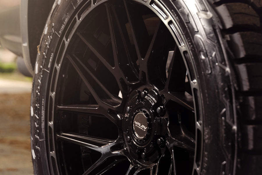 FORD F150 RAPTOR 4PLAY WHEELS 4PS28 22X10 33X12.5X22 NITTO TIRE STOCK SUSPENSION