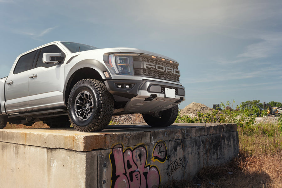 FORD F150 RAPTOR F150 DEFIANT WHEELS DF04 17X9 35X12.5X17 BF GOODRICH TIRE STOCK SUSPENSION