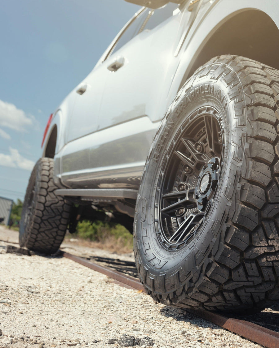 FORD F150 RIMS 4PLAY WHEELS 4PS01 17X9-6 RIMS WITH 33X12.5X17 TIRES FORD TREMOR