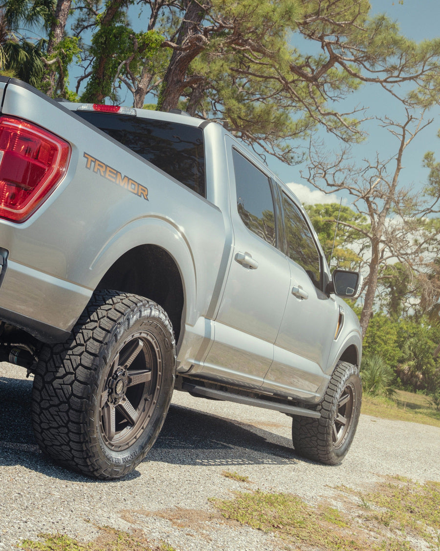 FORD F150 RIMS 4PLAY WHEELS S63 20X9 33X12.5X20 TIRES FORD TREMOR