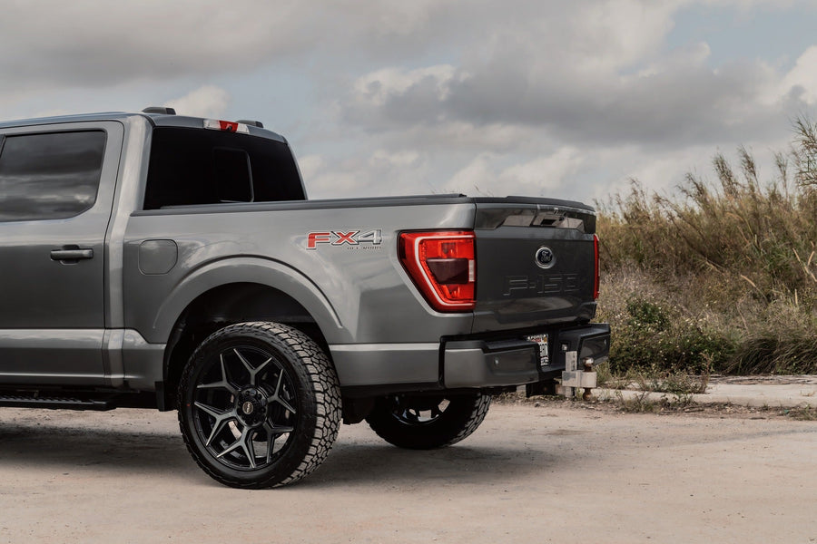 FORD F150 4PLAY WHEELS 4P06 22X9 285X45X22 FALKEN TIRES 2 INCH FRONT LEVEL SUSPENSION 4P PLUS FITMENT ORIGINAL FORMAT
