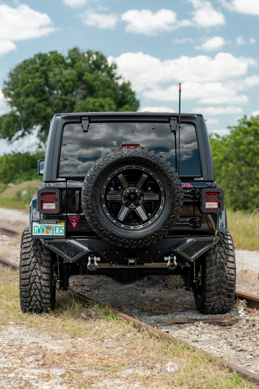FOXY GINGER JEEP GIRL JEEP WRANGLER RUBICON 4PLAY WHEELS 20X10 4P63