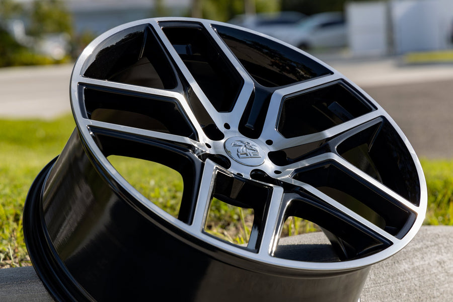 OE Wheels FR73 Lifestyle Photos
