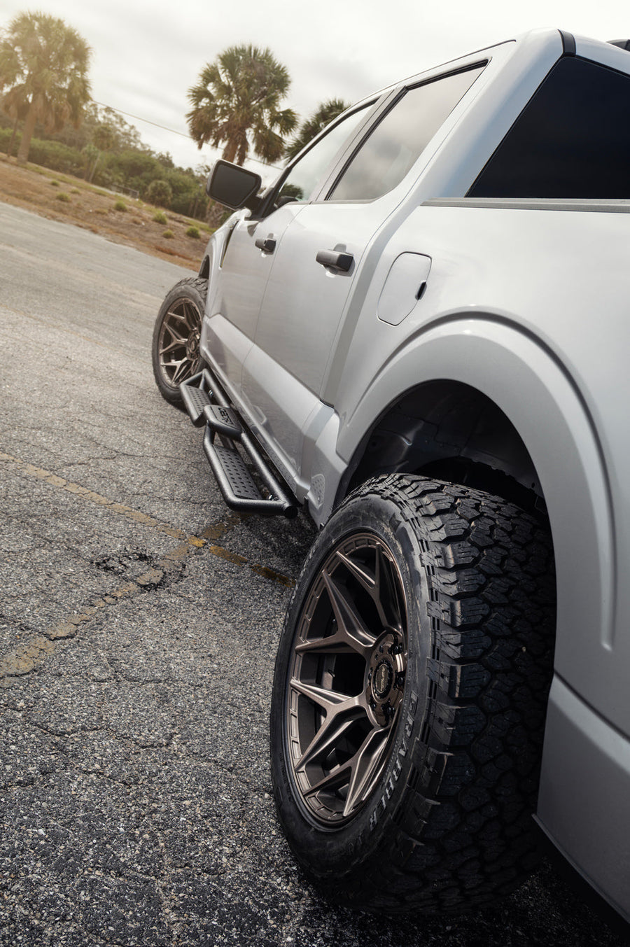Ford F150 4PLAY Wheels 4P06 Bronze 20x10 275x55x20 General Grabber AT Tires