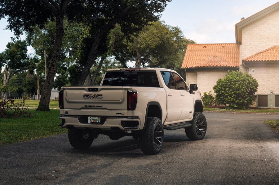 GMC Sierra AT4 4PLAY Wheels 4P40 22x12 35x12.5x22 Toyo Tires 662 Customs