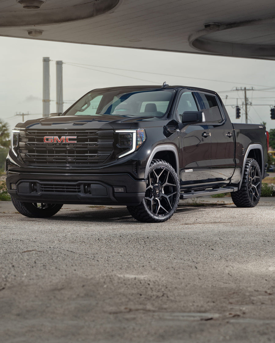 GMC Sierra Denali 1500 4PLAY Wheels 4P06 Rims 24x10 33x12.5x24 Tire Stock Suspension