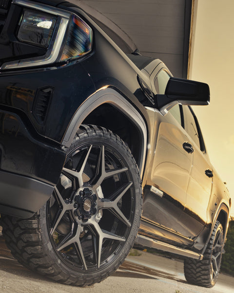 GMC Sierra Denali 1500 4PLAY Wheels 4P06 Rims 24x10 33x12.5x24 Tire Stock Suspension